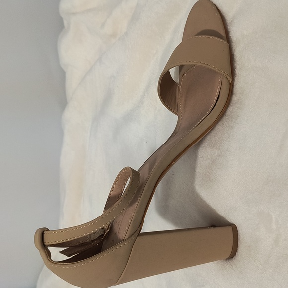 Glaze Nude Beige Block Y2K Chunky Ankle Strap Heels - Picture 6 of 10